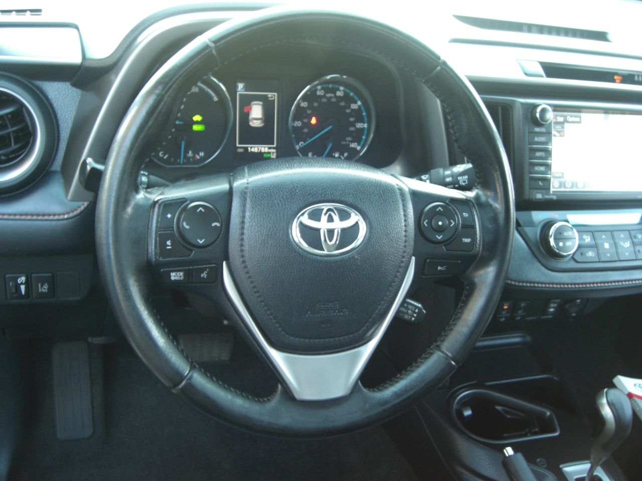 Toyota RAV4 Hybrid SE AWD (Natl) 2018