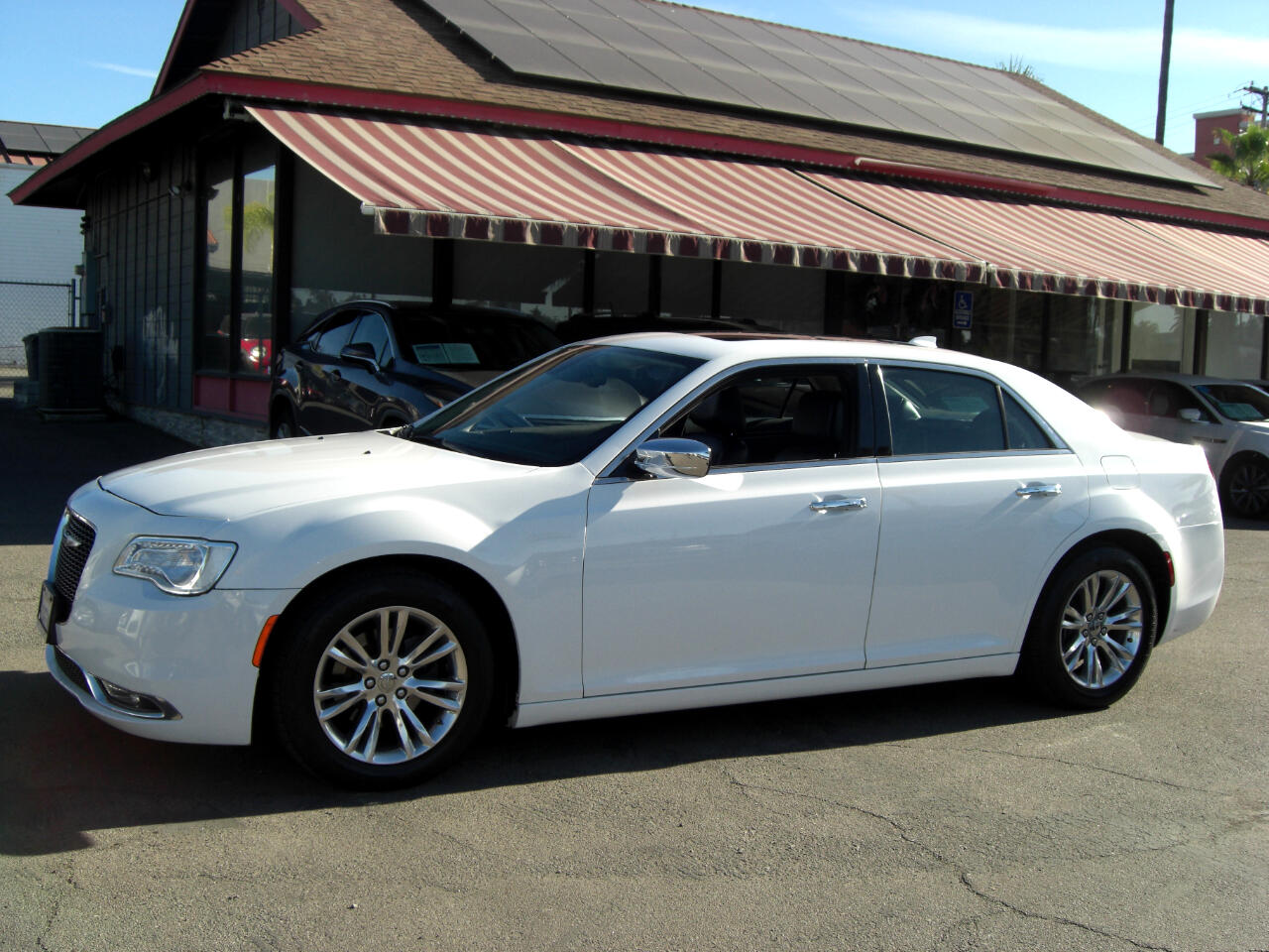 Chrysler 300 4dr Sdn 300C RWD 2016