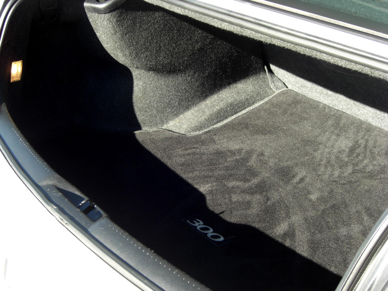 Chrysler 300 4dr Sdn 300C RWD 2016