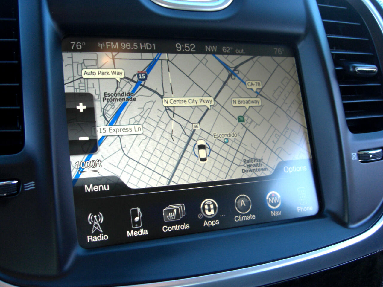 Chrysler 300 4dr Sdn 300C RWD 2016