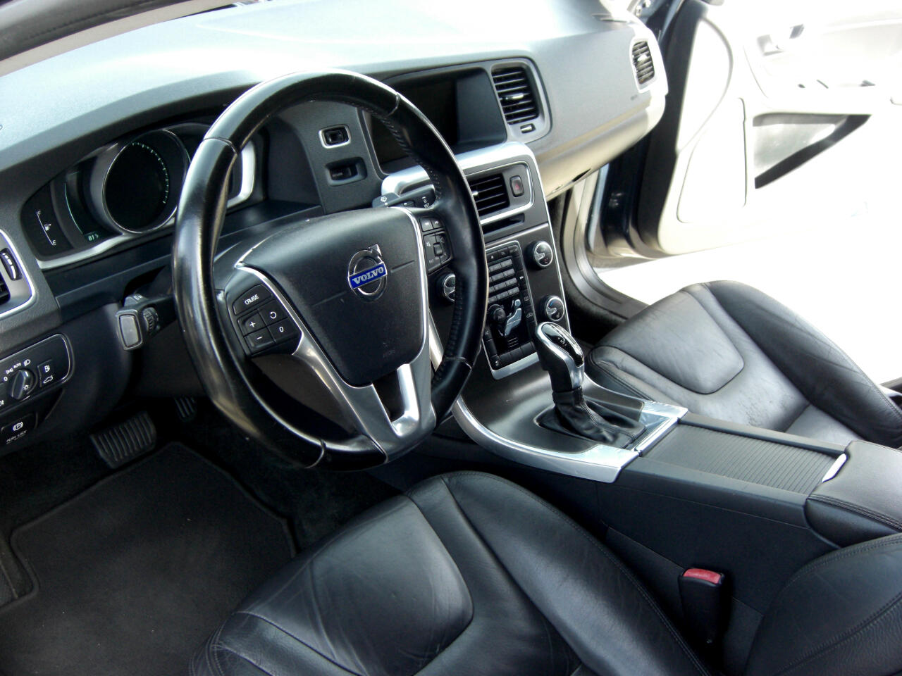 Volvo S60 4dr Sdn T5 FWD 2014