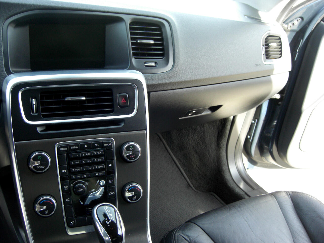 Volvo S60 4dr Sdn T5 FWD 2014