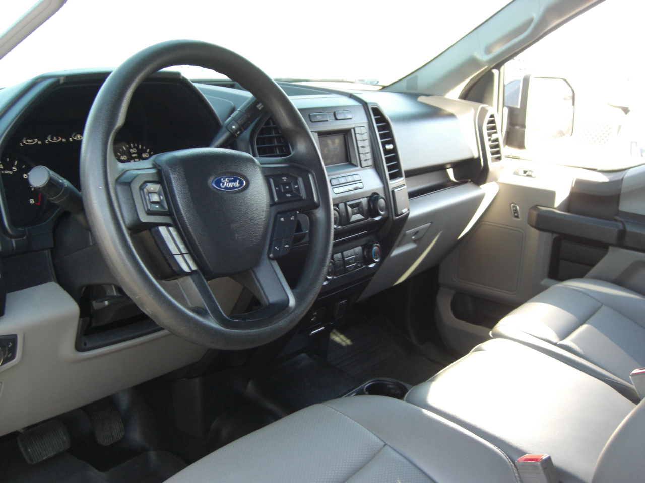 Ford F-150 XL SuperCab Short Bed 2WD 2018