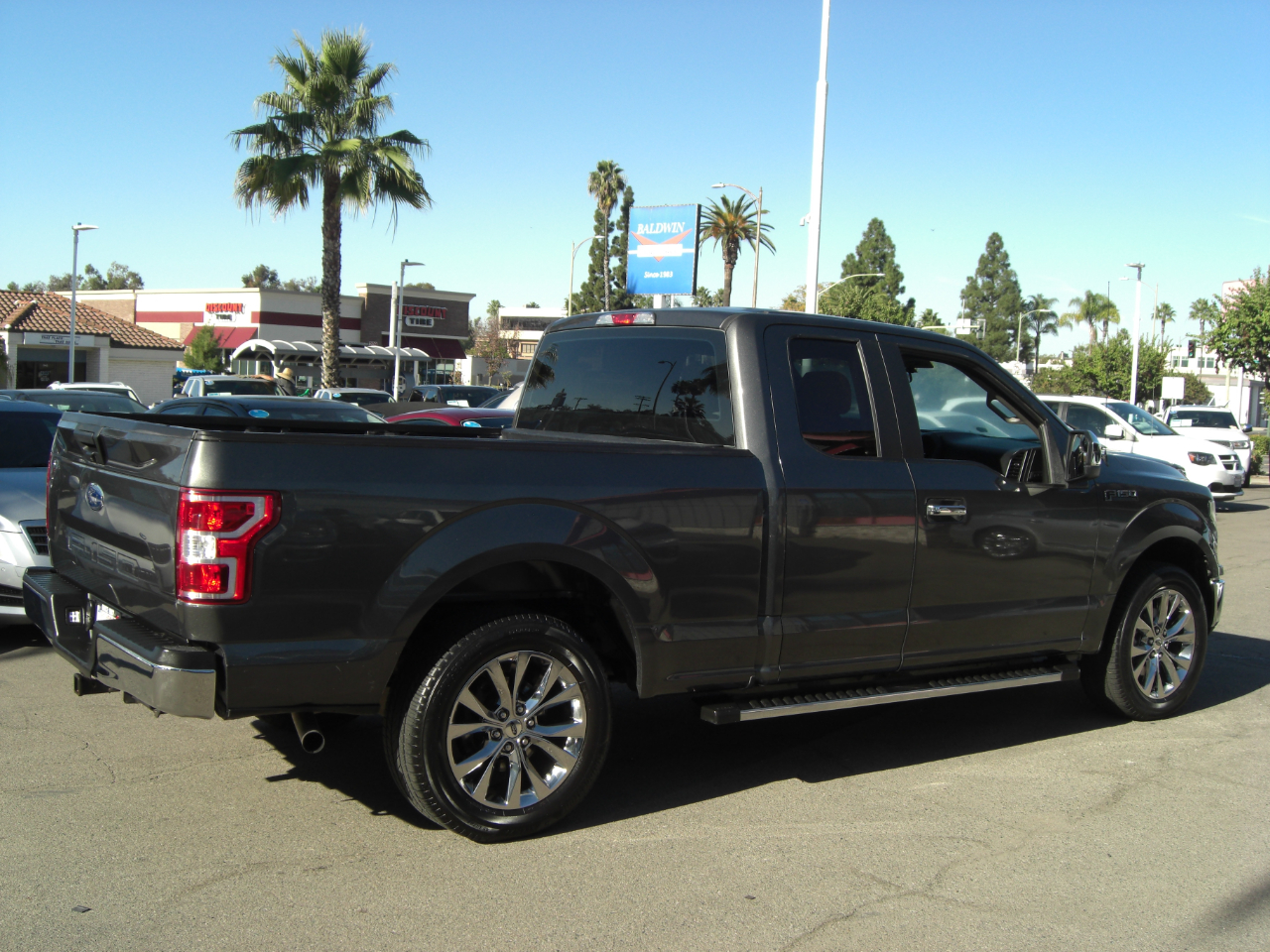 Ford F-150 XL SuperCab Short Bed 2WD 2018