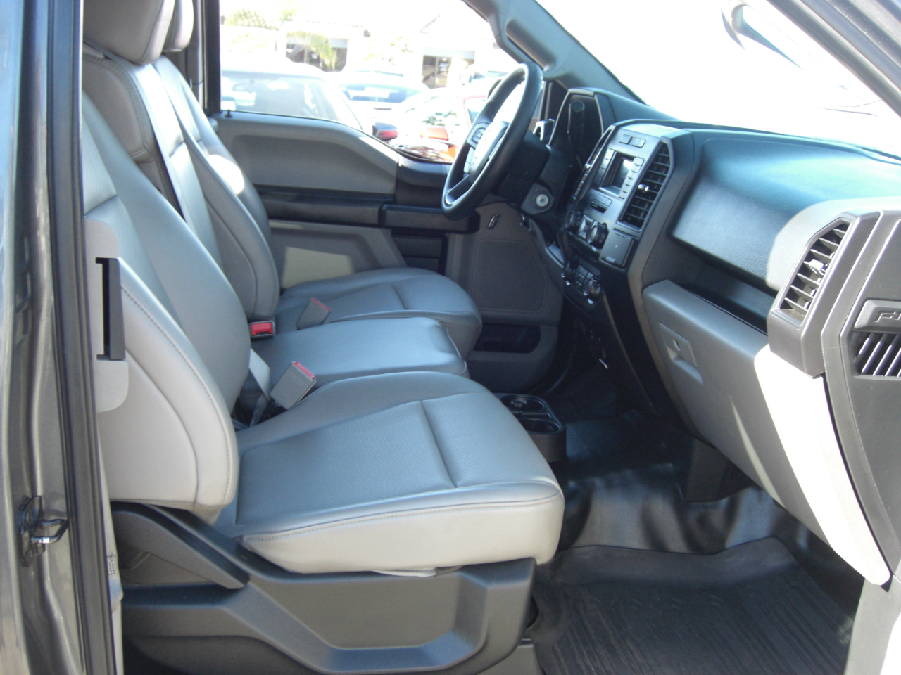 Ford F-150 XL SuperCab Short Bed 2WD 2018