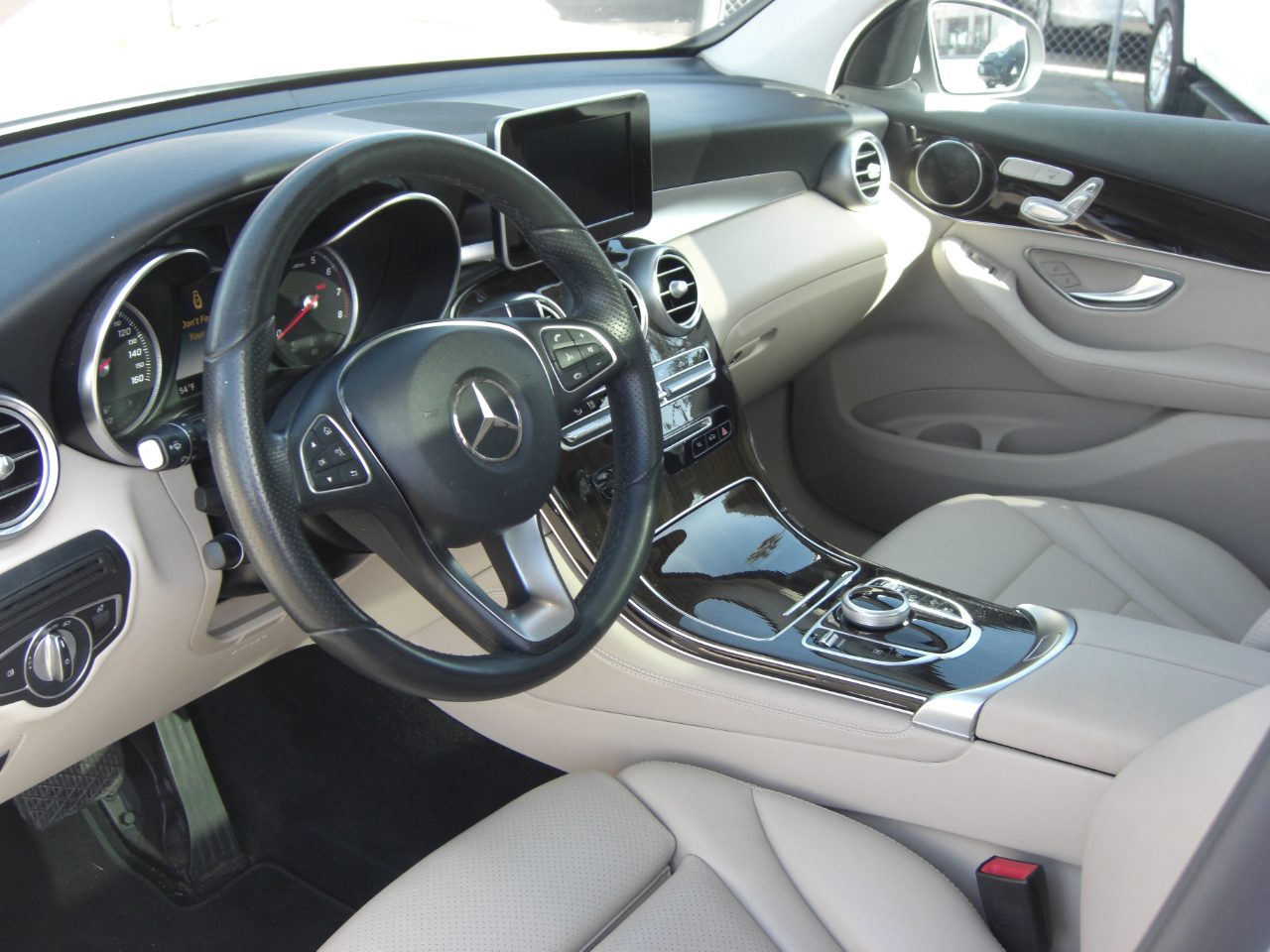 Mercedes-Benz GLC GLC 300 SUV 2017