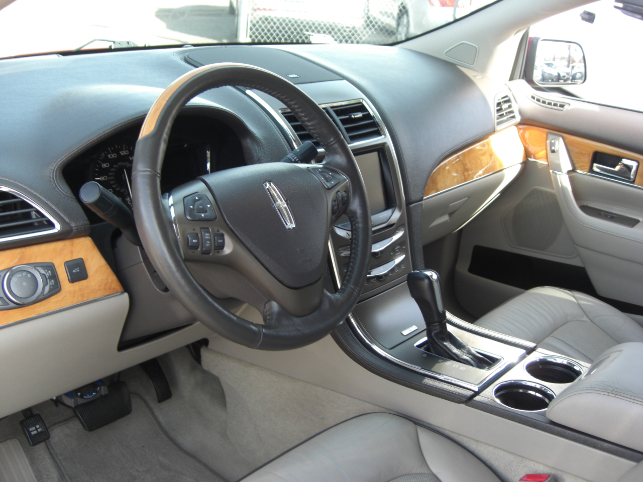 Lincoln MKX FWD 4dr 2013