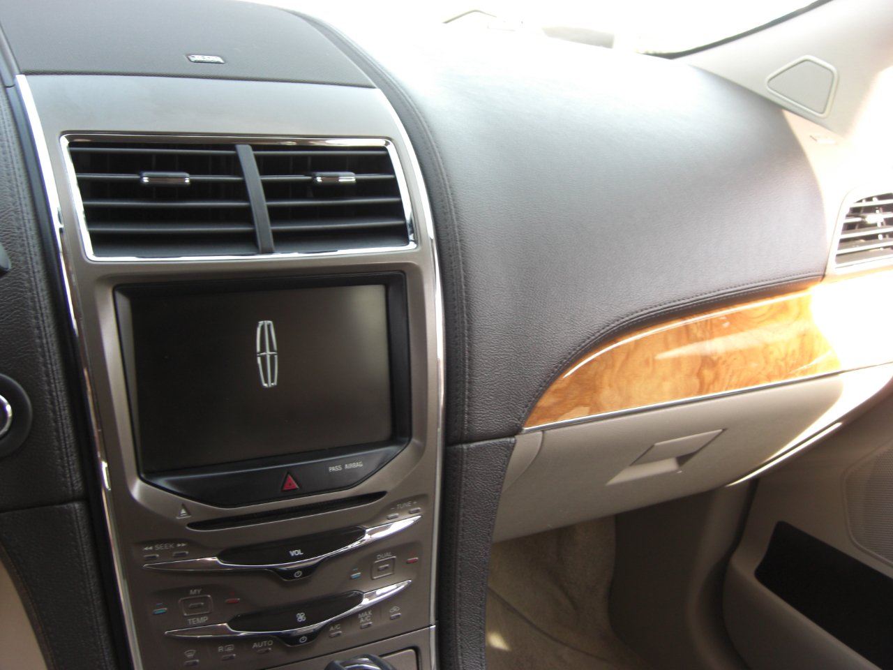 Lincoln MKX FWD 4dr 2013