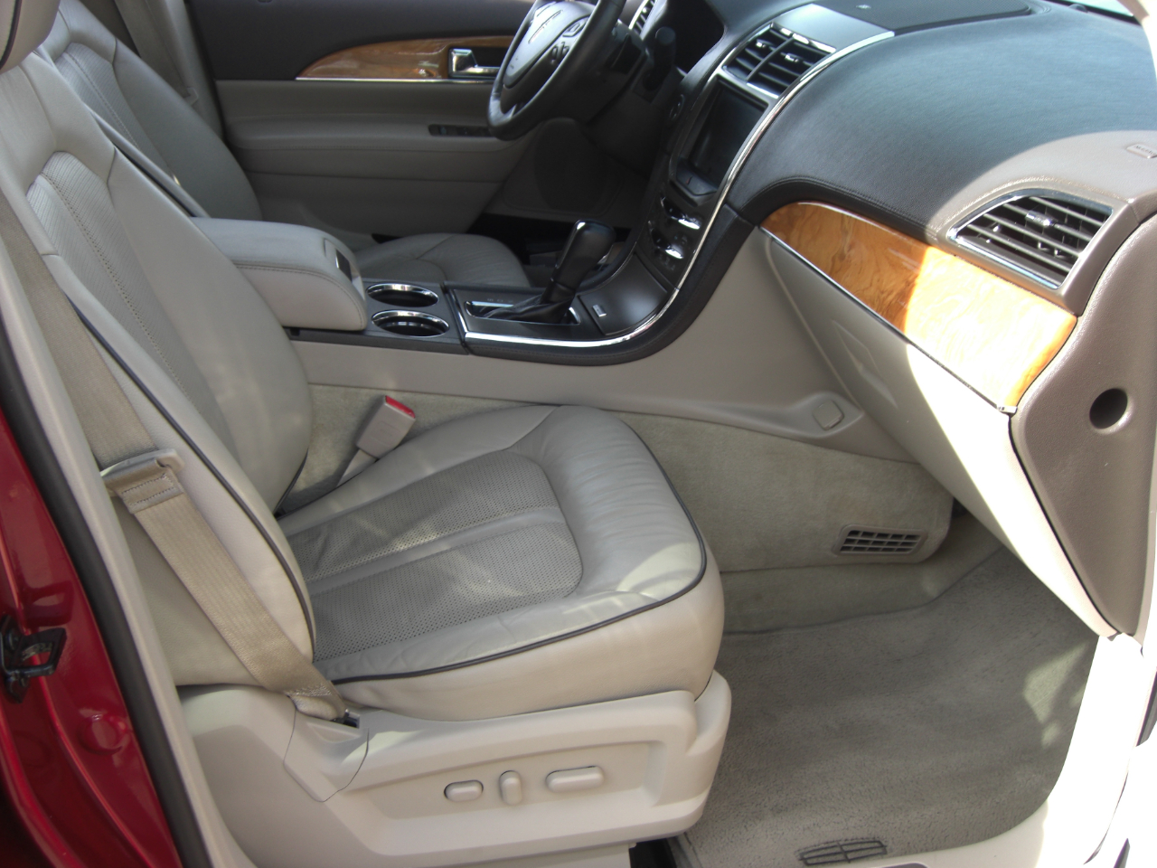 Lincoln MKX FWD 4dr 2013