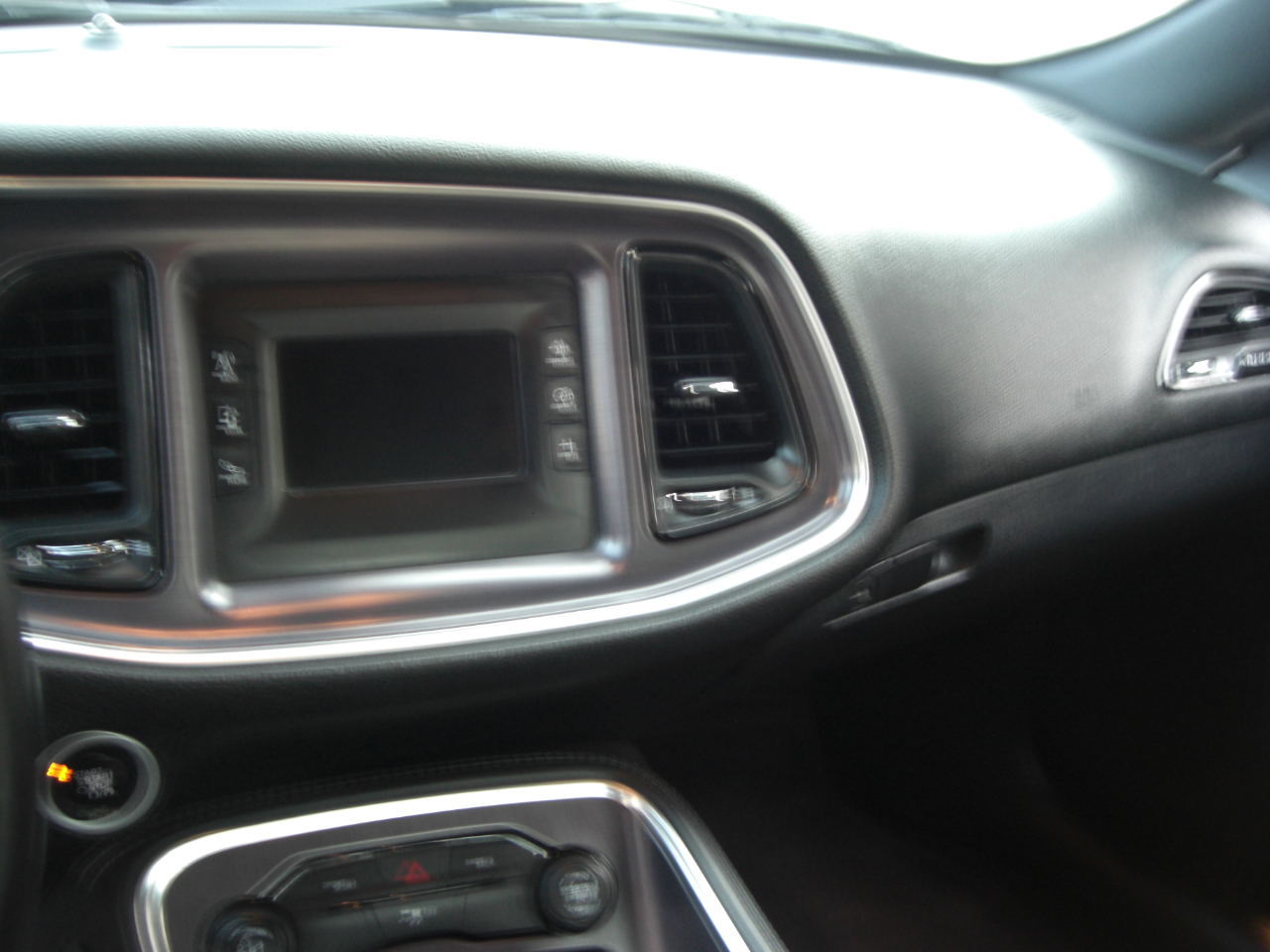 Dodge Challenger 2dr Cpe SXT 2016