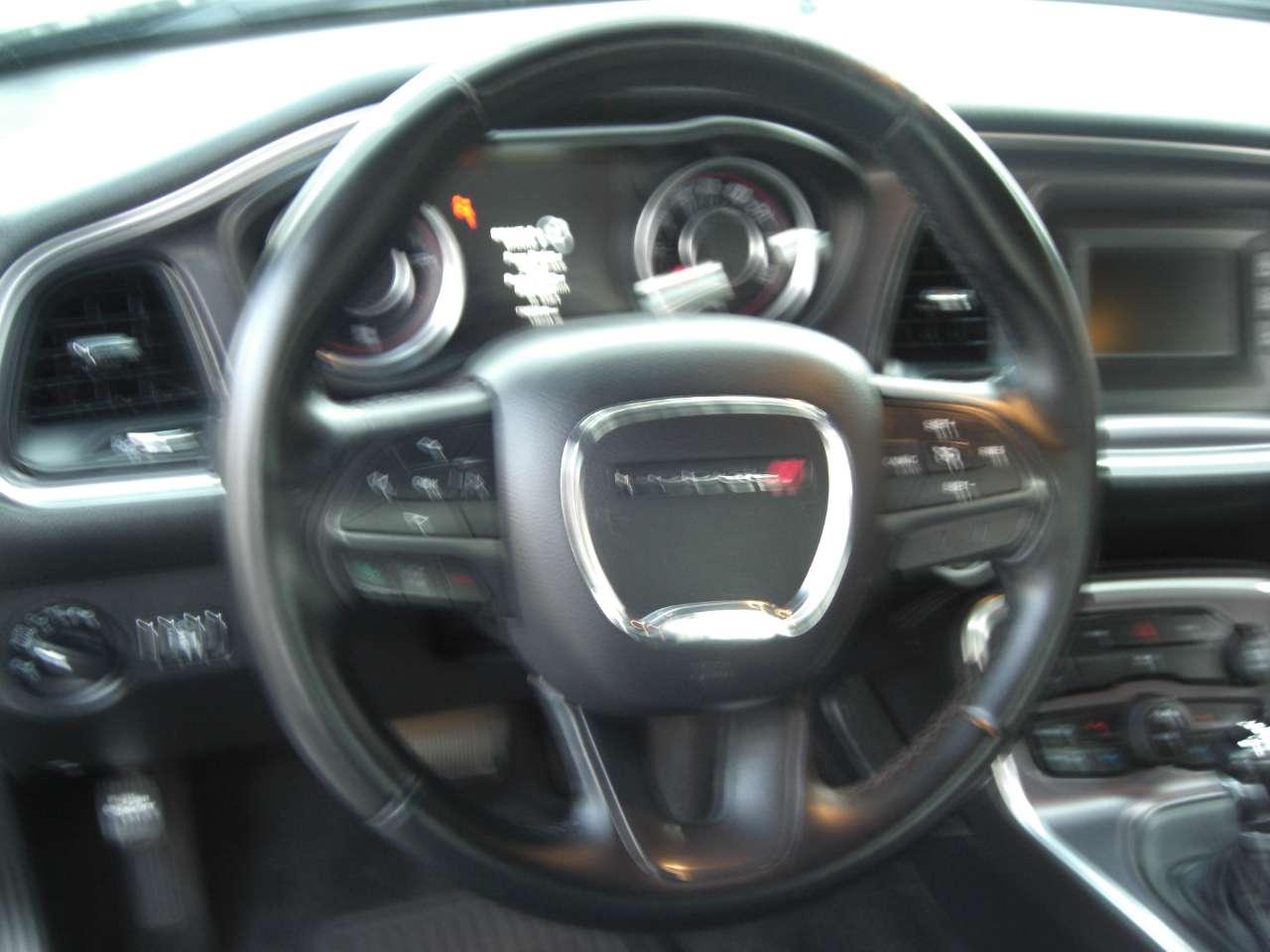 Dodge Challenger 2dr Cpe SXT 2016