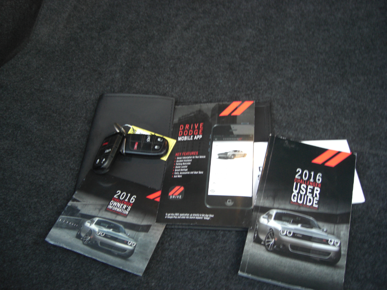 Dodge Challenger 2dr Cpe SXT 2016