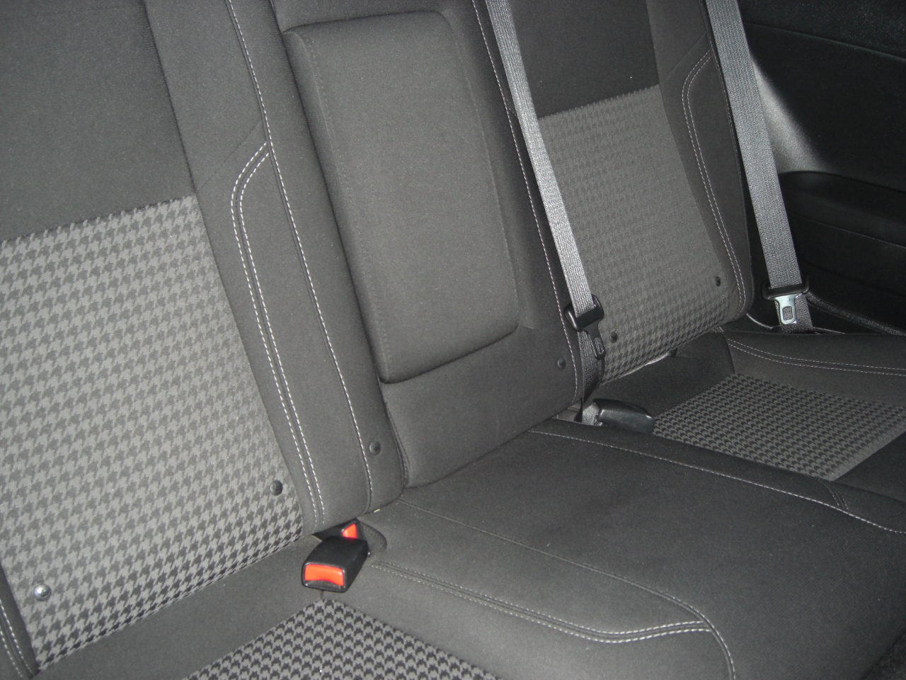 Dodge Challenger 2dr Cpe SXT 2016