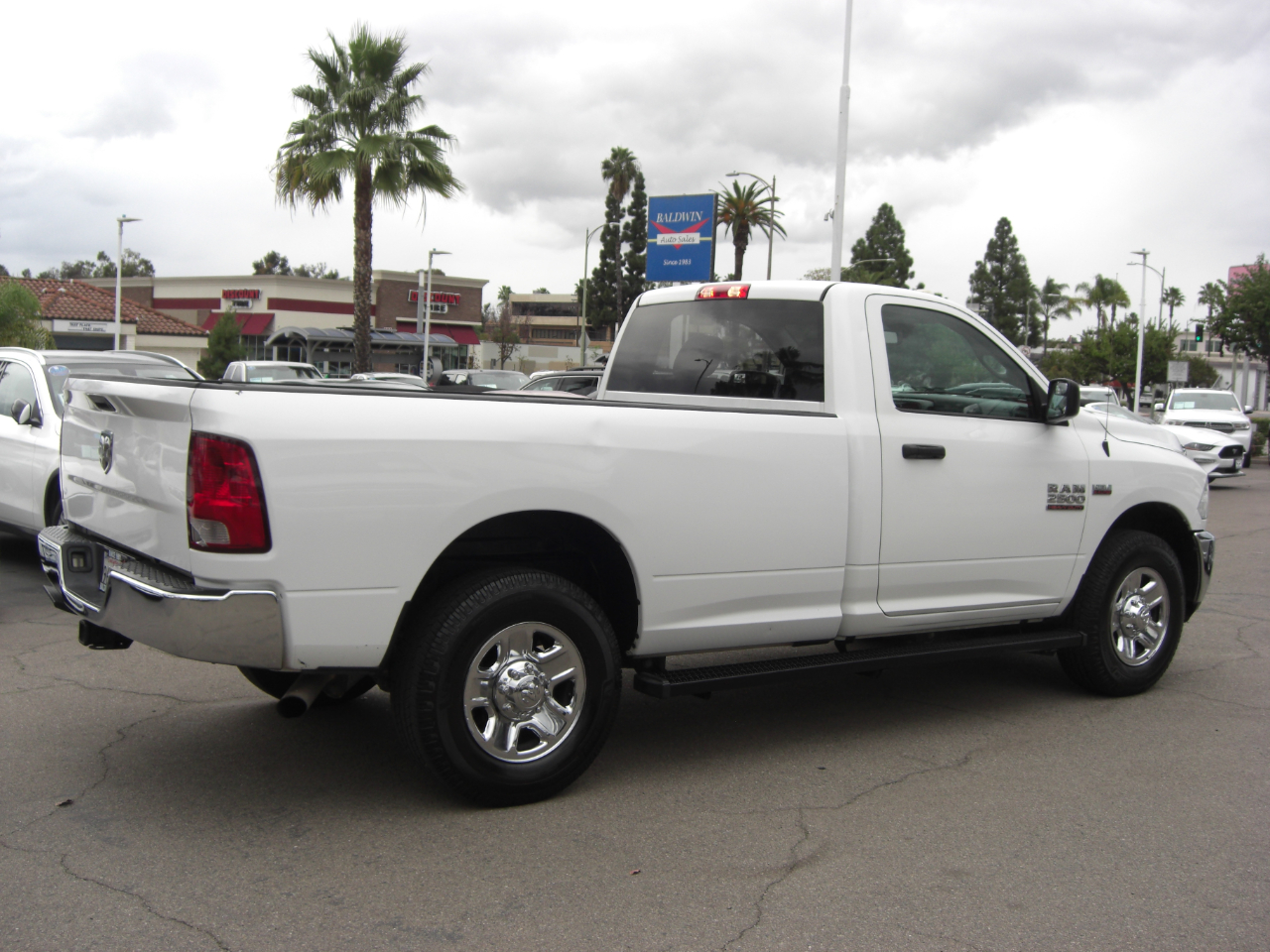 RAM 2500 Tradesman 4x2 Reg Cab 8' Box 2018