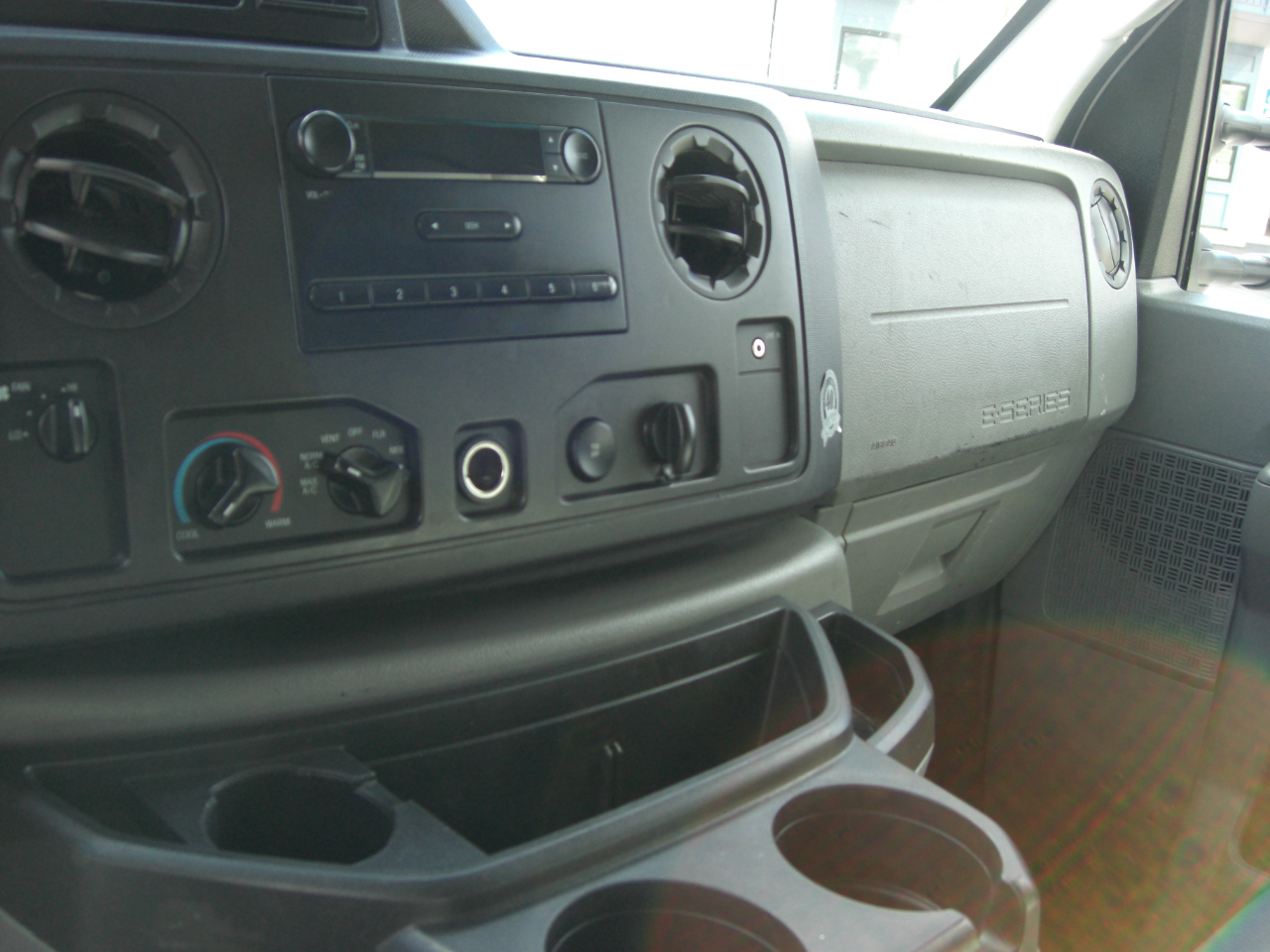 Ford Econoline Cargo Van E-350 Super Duty Ext Commercial 2012