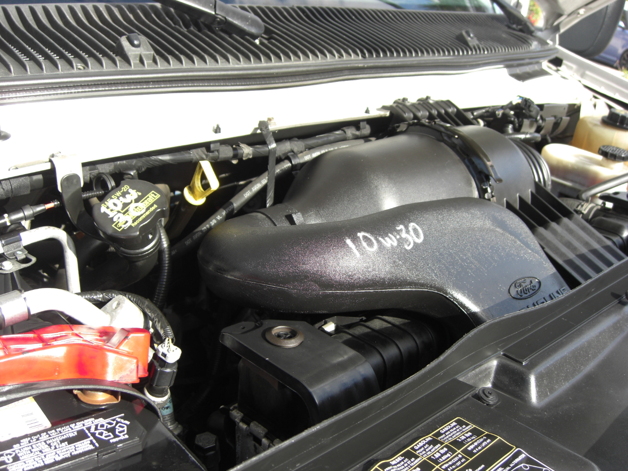 Ford Econoline Cargo Van E-350 Super Duty Ext Commercial 2012