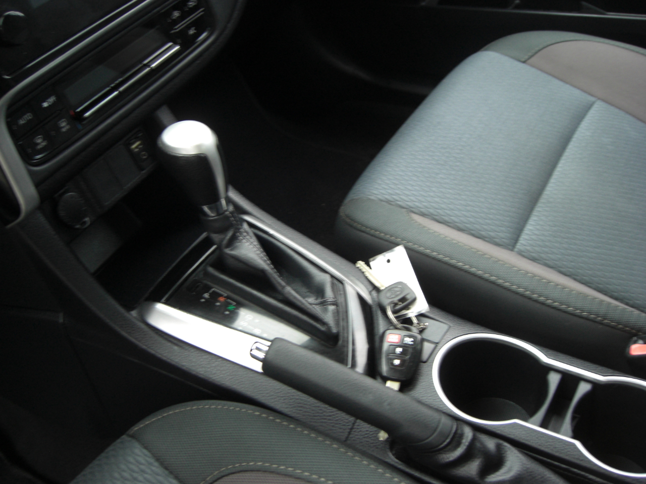 Toyota Corolla 50th Anniversary Special Edition CVT (Natl) 2017