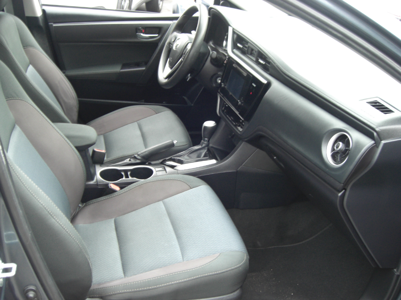 Toyota Corolla 50th Anniversary Special Edition CVT (Natl) 2017