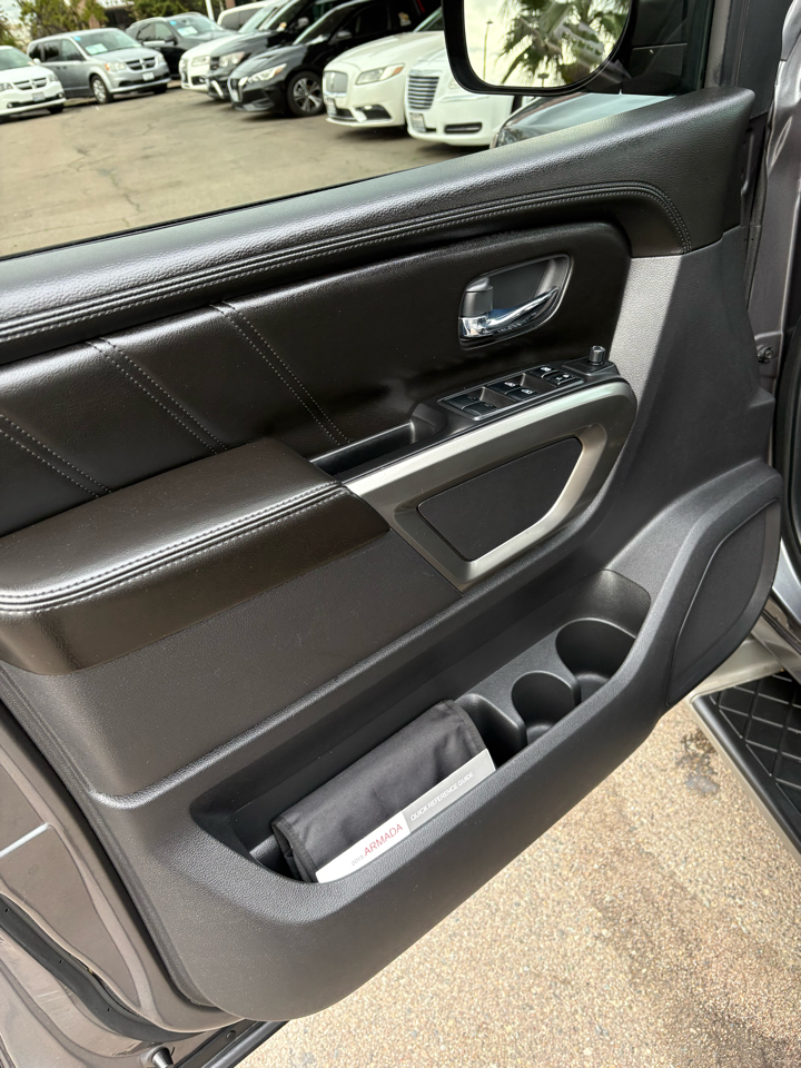 Nissan Armada 2WD 4dr SV 2015