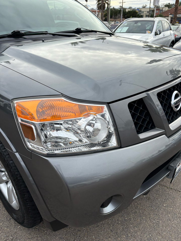 Nissan Armada 2WD 4dr SV 2015