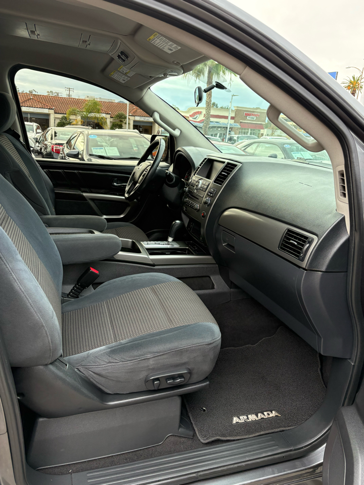 Nissan Armada 2WD 4dr SV 2015