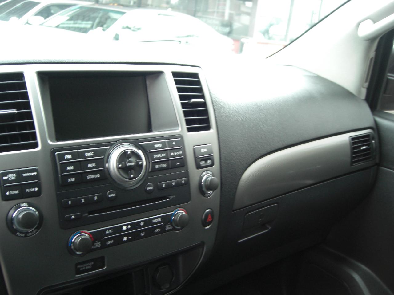 Nissan Armada 2WD 4dr SV 2015