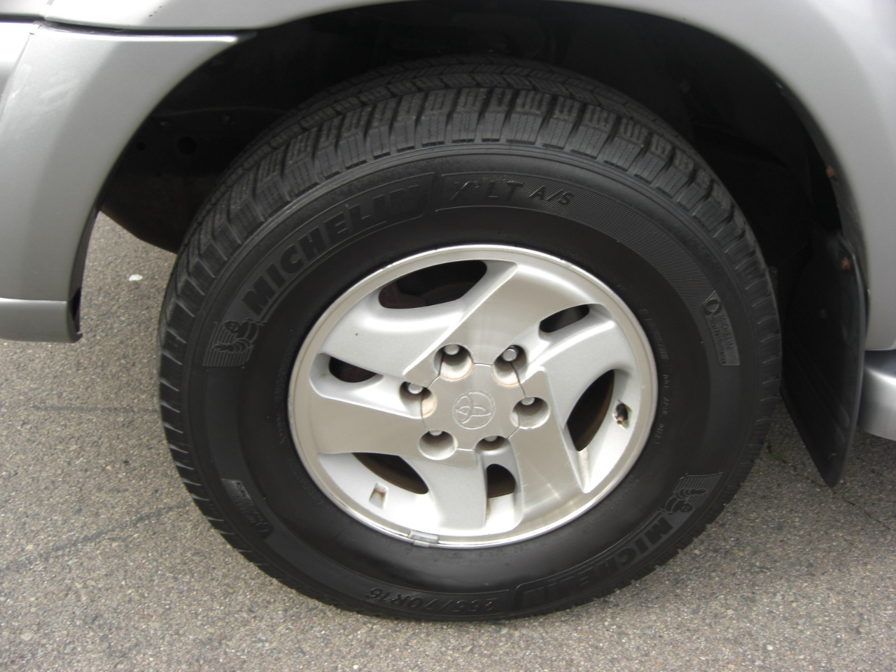 Toyota Sequoia 4dr Limited (Natl) 2001