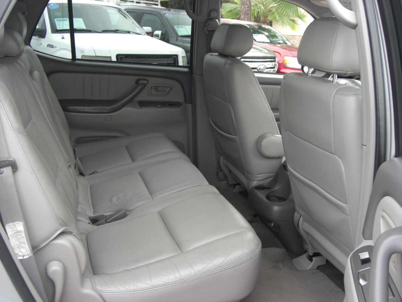 Toyota Sequoia 4dr Limited (Natl) 2001