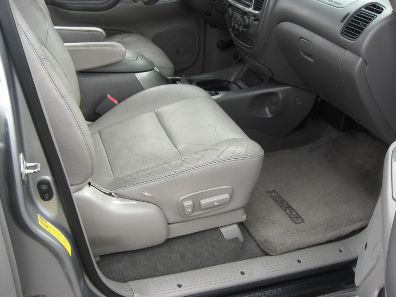 Toyota Sequoia 4dr Limited (Natl) 2001