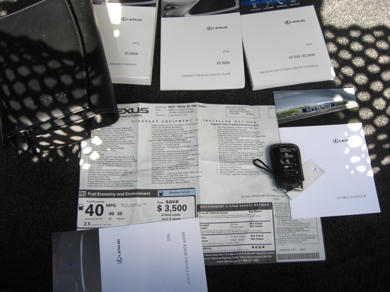 Lexus ES 300h 4dr Sdn Hybrid 2016