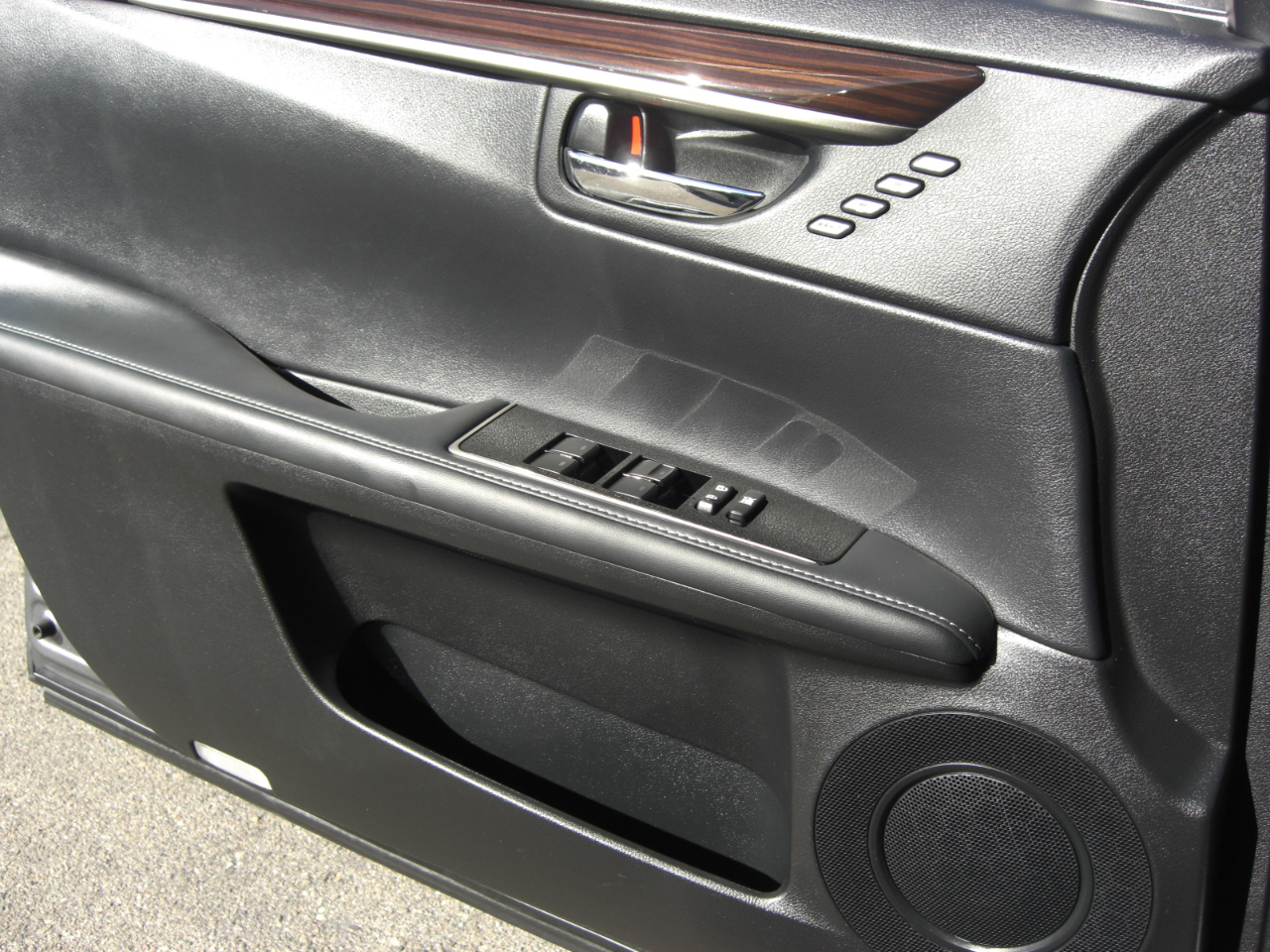 Lexus ES 300h 4dr Sdn Hybrid 2016