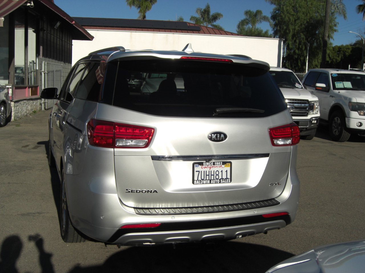 Kia Sedona 4dr Wgn SX-L 2016