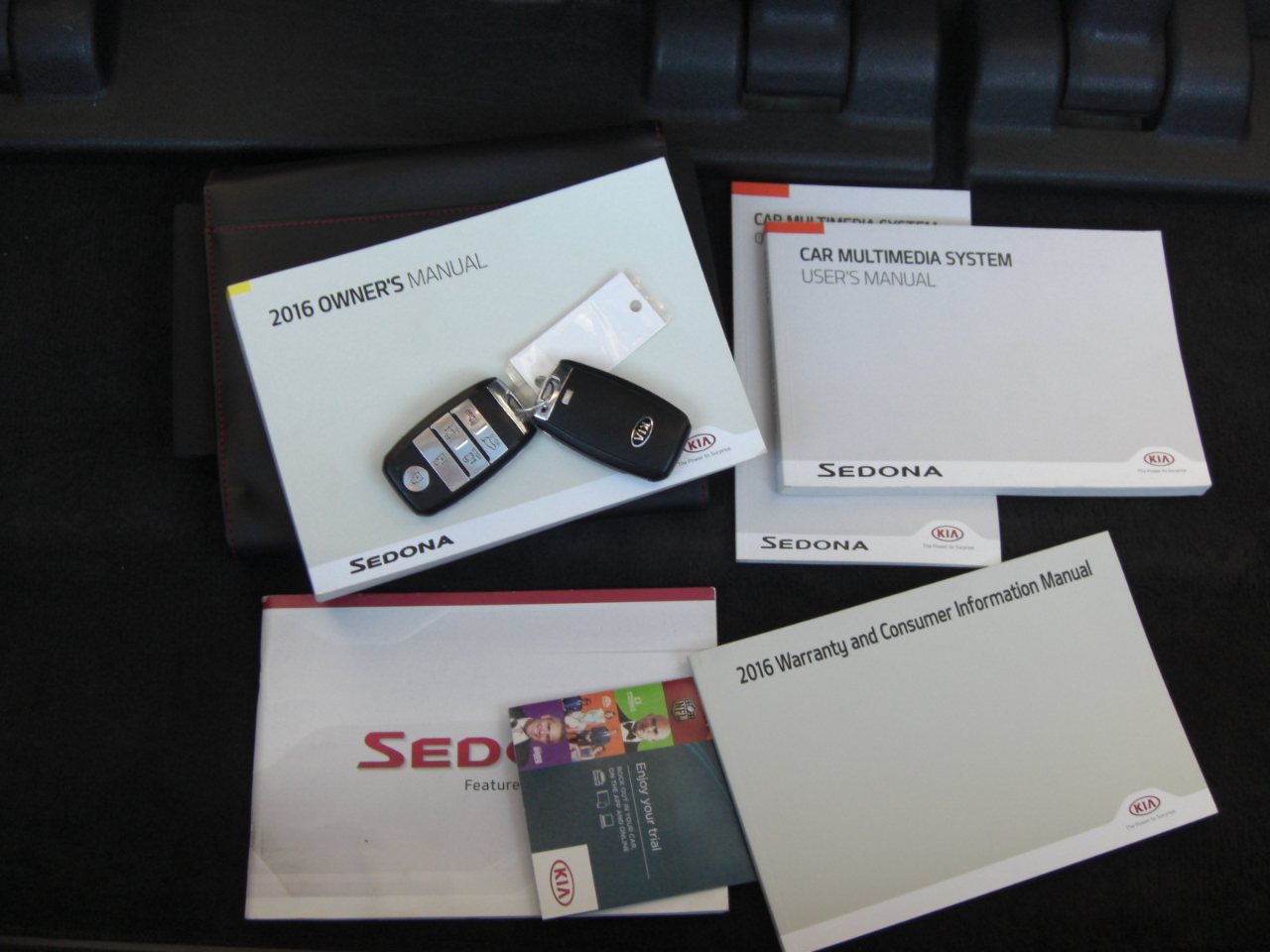 Kia Sedona 4dr Wgn SX-L 2016