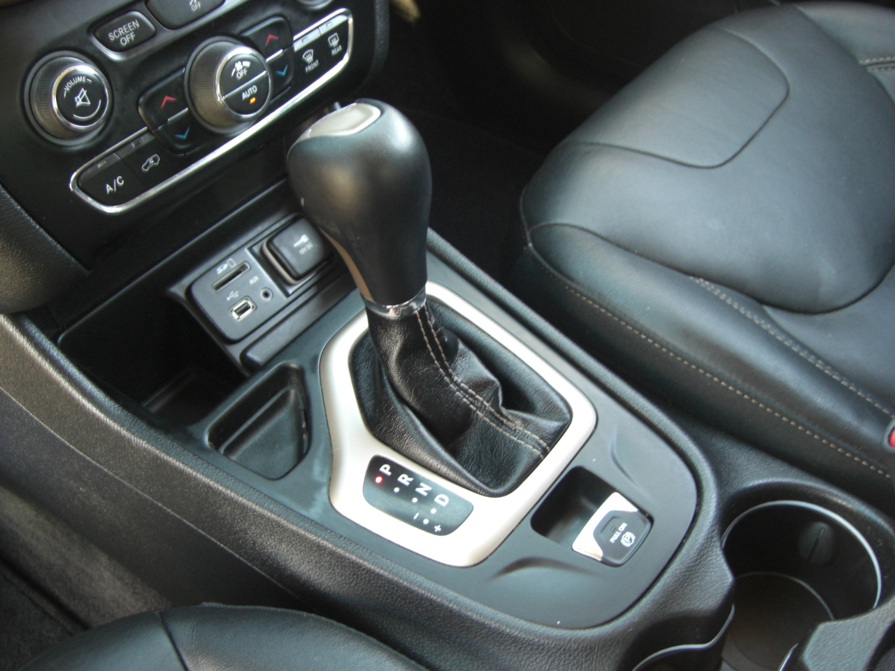 Jeep Cherokee Limited FWD 2018