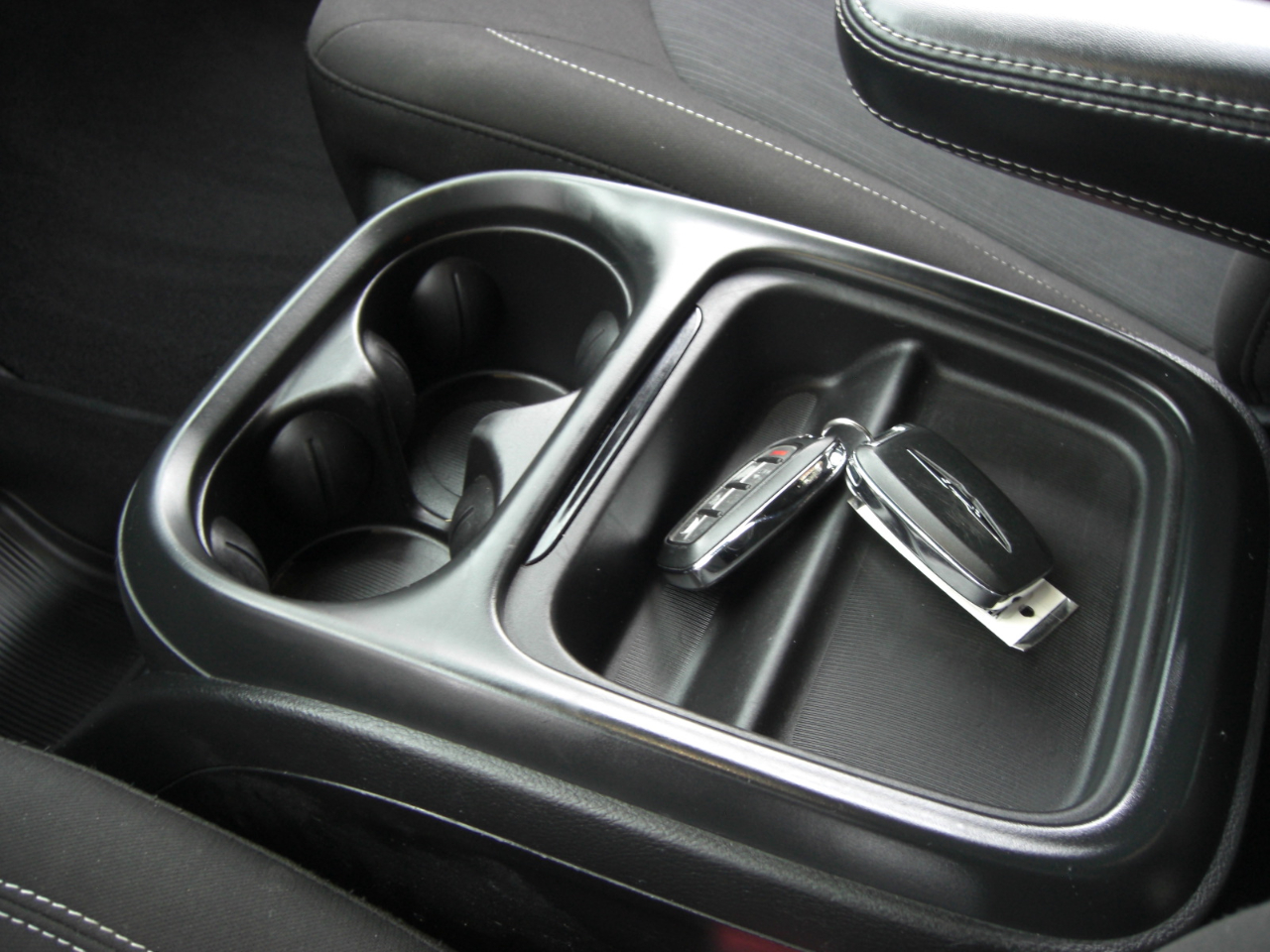 Chrysler Pacifica Hybrid Touring FWD 2021