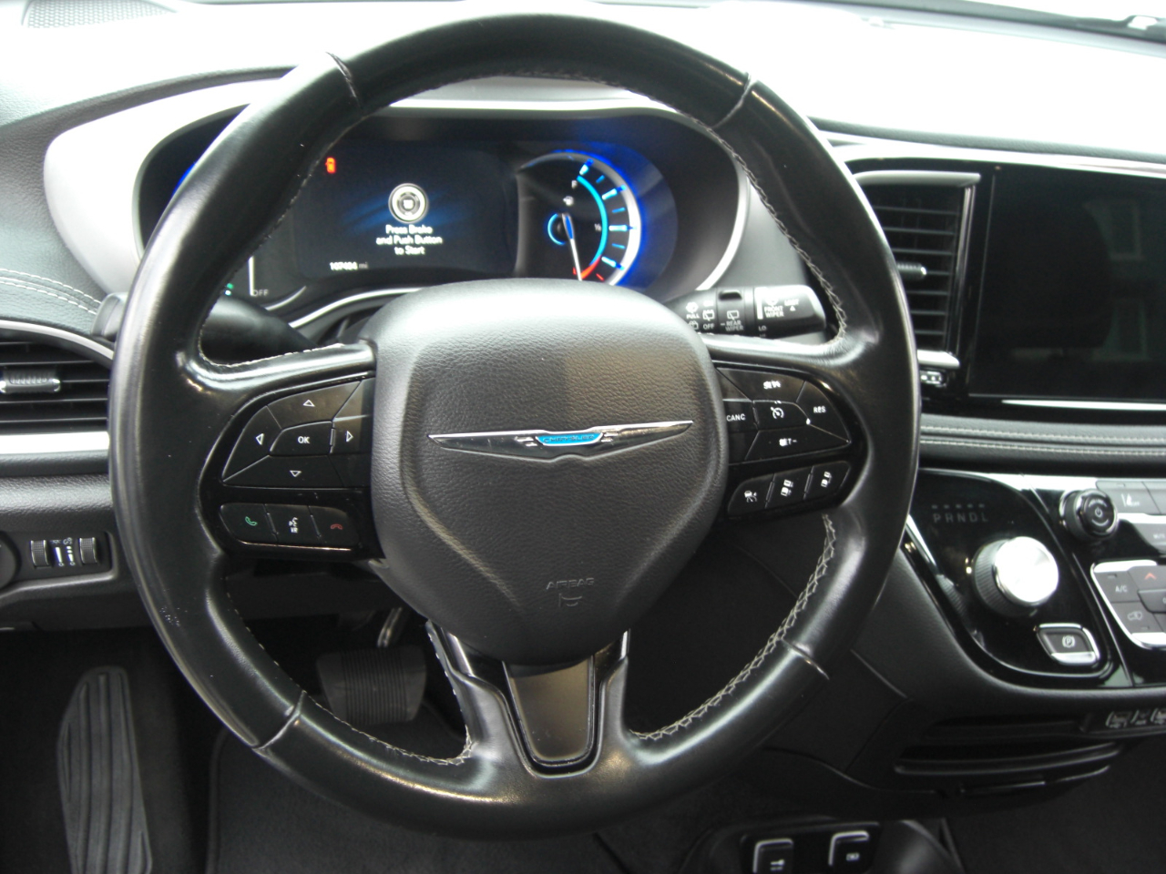 Chrysler Pacifica Hybrid Touring FWD 2021