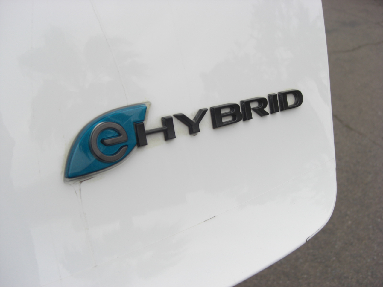 Chrysler Pacifica Hybrid Touring FWD 2021
