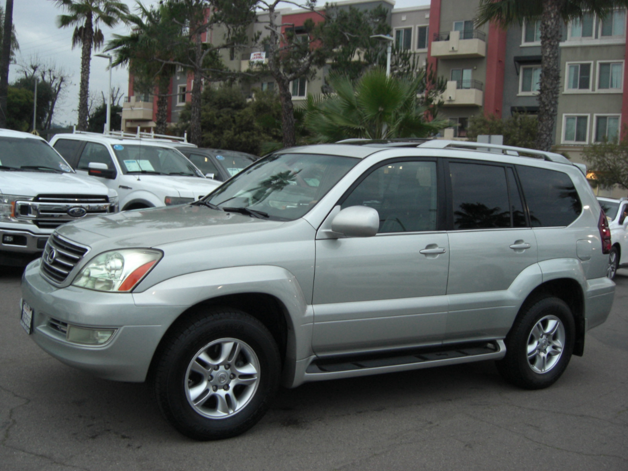 Lexus GX 470 4dr SUV 4WD 2005