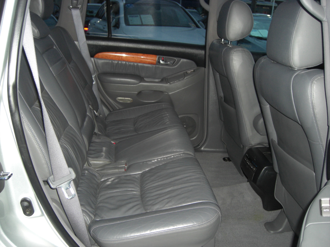 Lexus GX 470 4dr SUV 4WD 2005