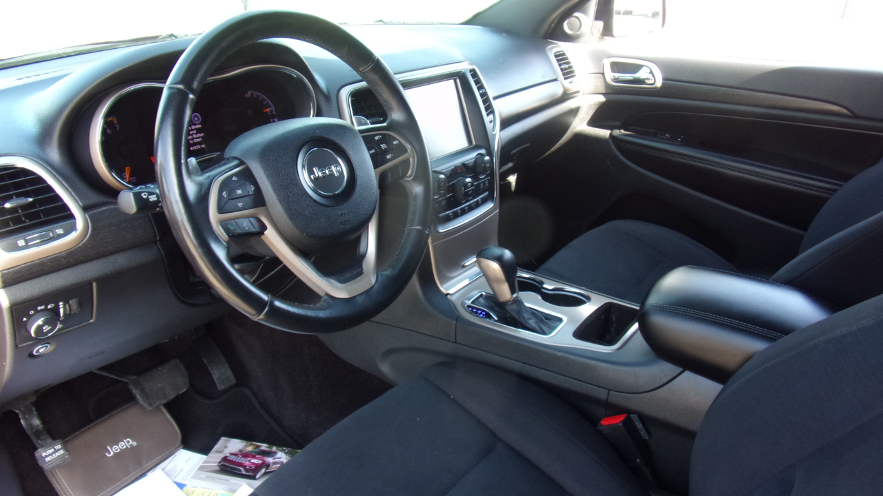 Jeep Grand Cherokee Laredo 4x2 2017