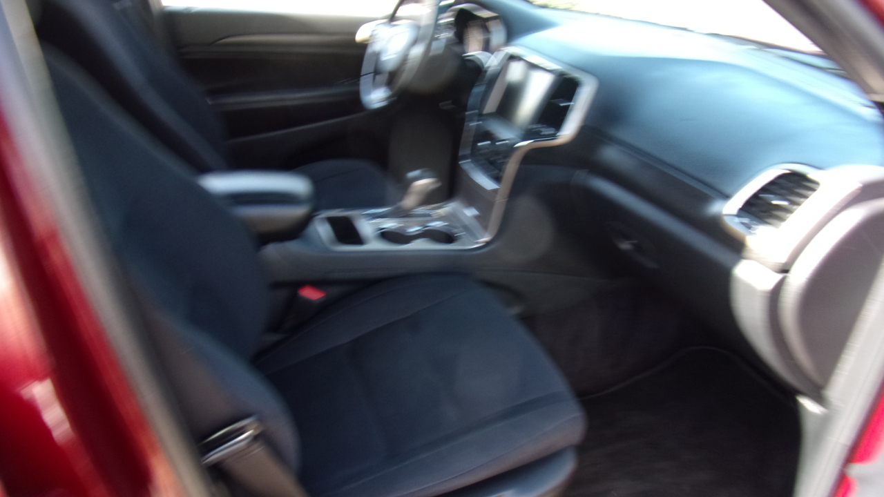 Jeep Grand Cherokee Laredo 4x2 2017