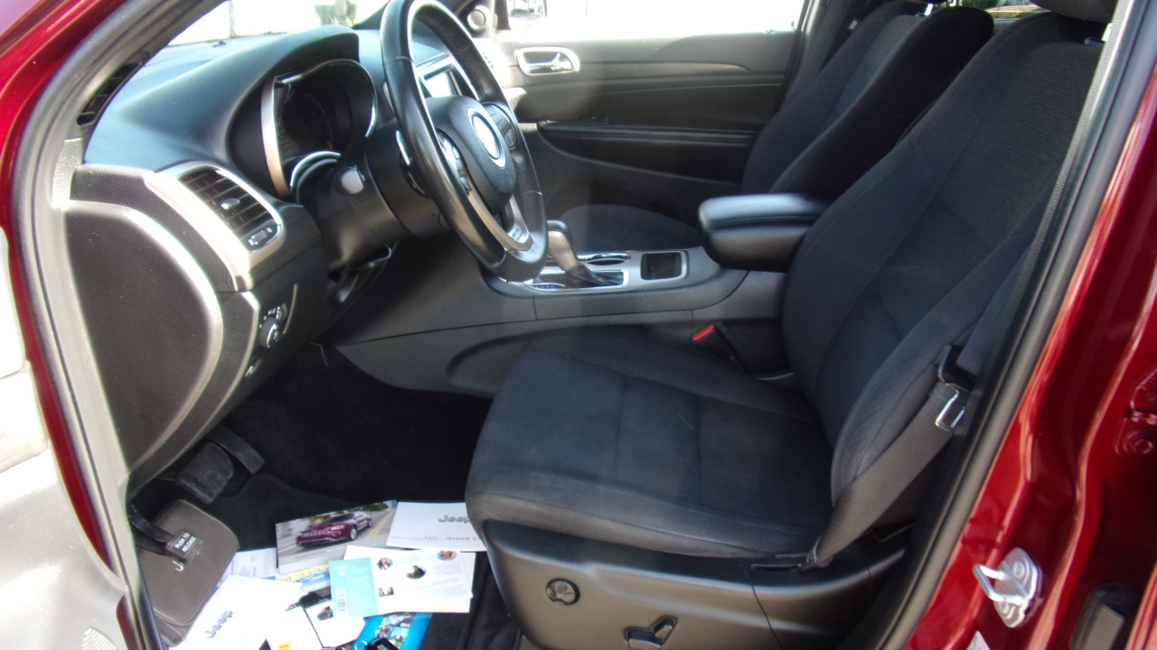 Jeep Grand Cherokee Laredo 4x2 2017