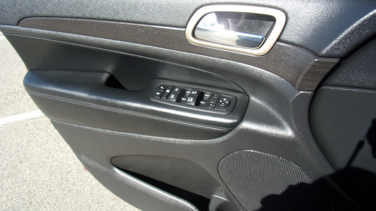 Jeep Grand Cherokee Laredo 4x2 2017