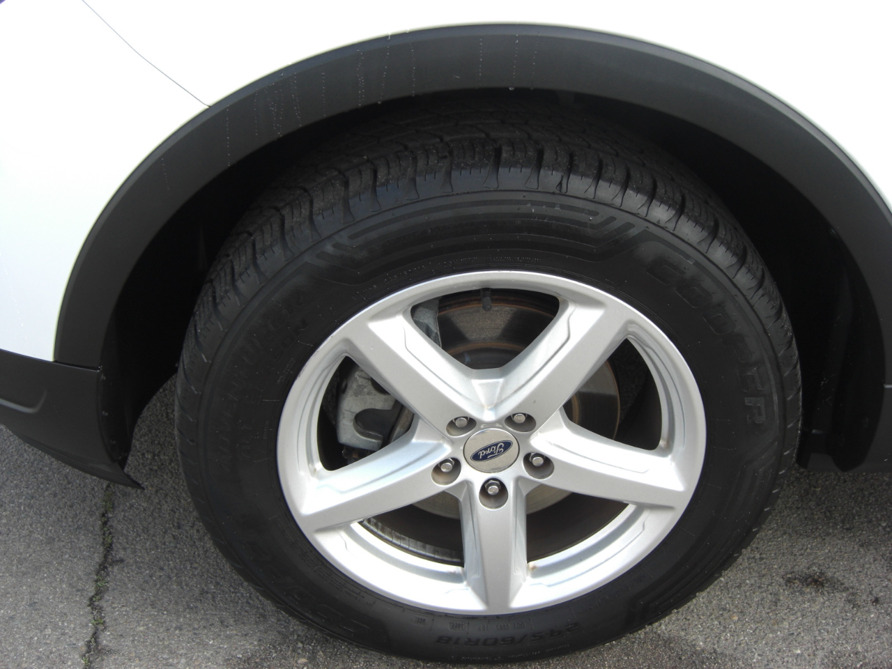 Ford Explorer Base FWD 2018