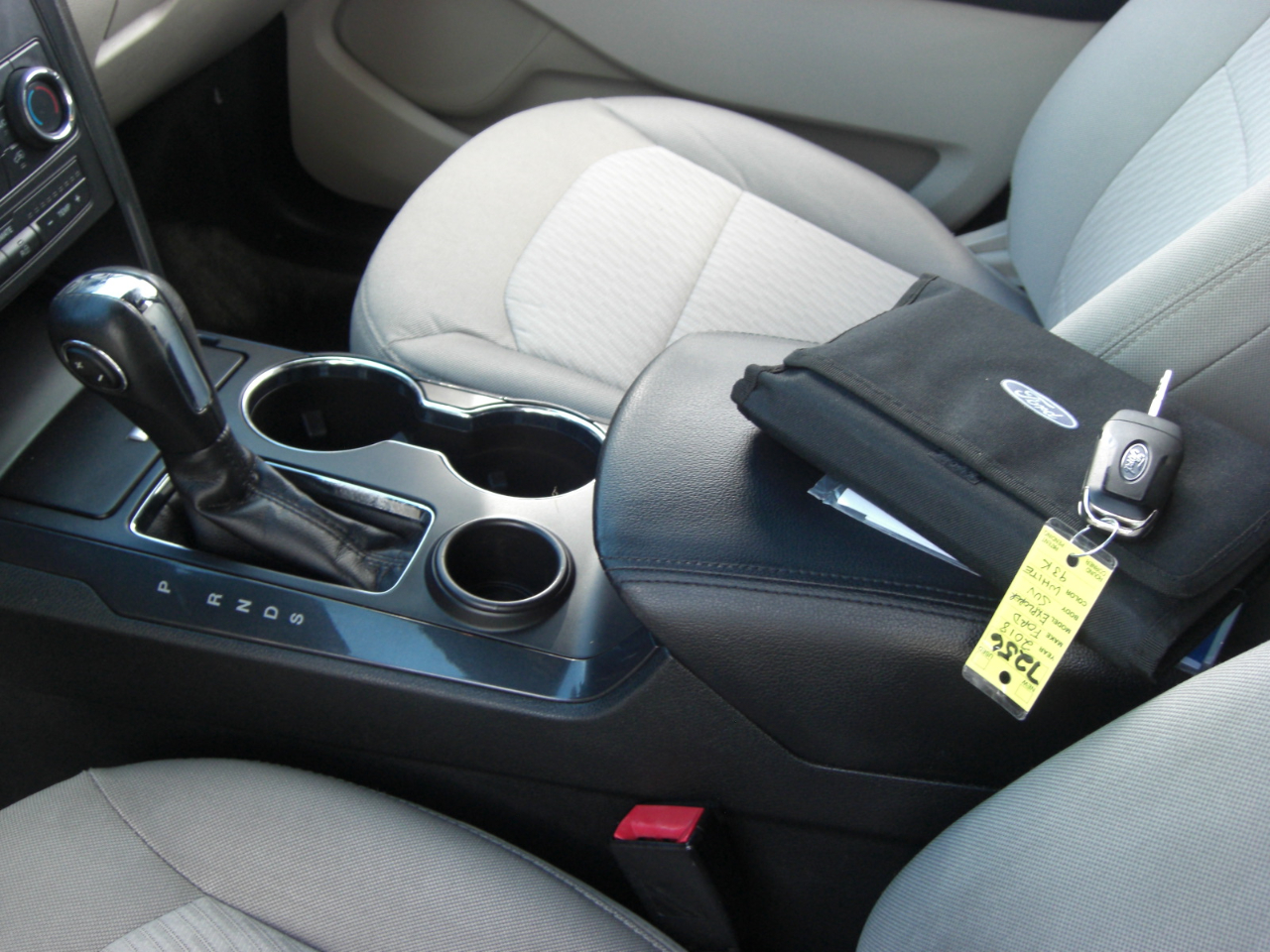 Ford Explorer Base FWD 2018