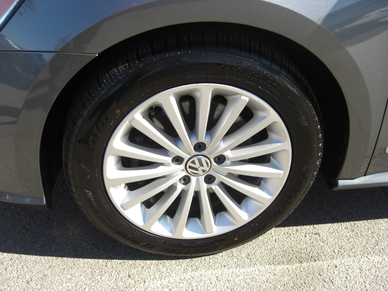 Volkswagen Passat 4dr Sdn 1.8T Auto SE PZEV 2016