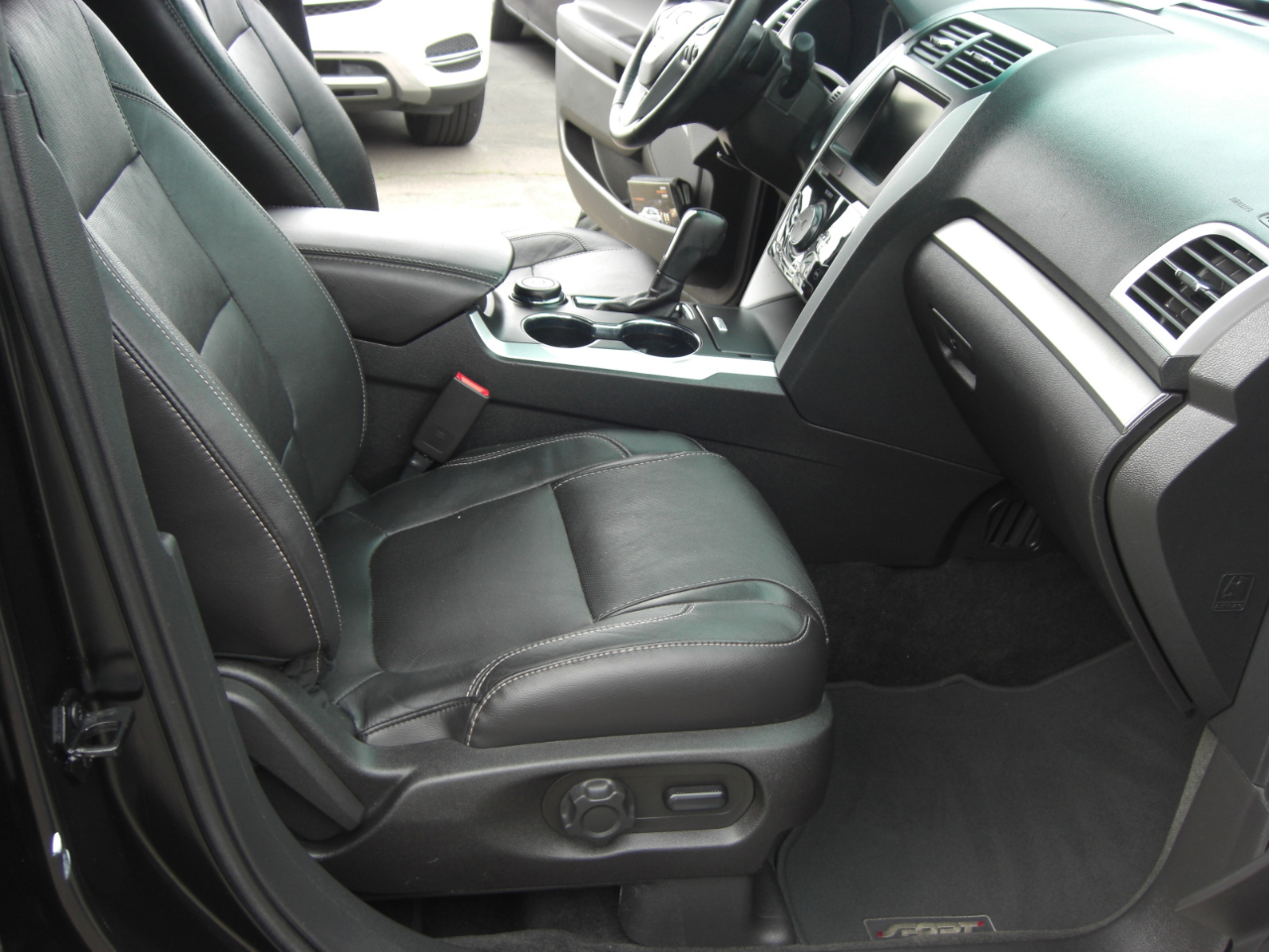 Ford Explorer 4WD 4dr Sport 2015