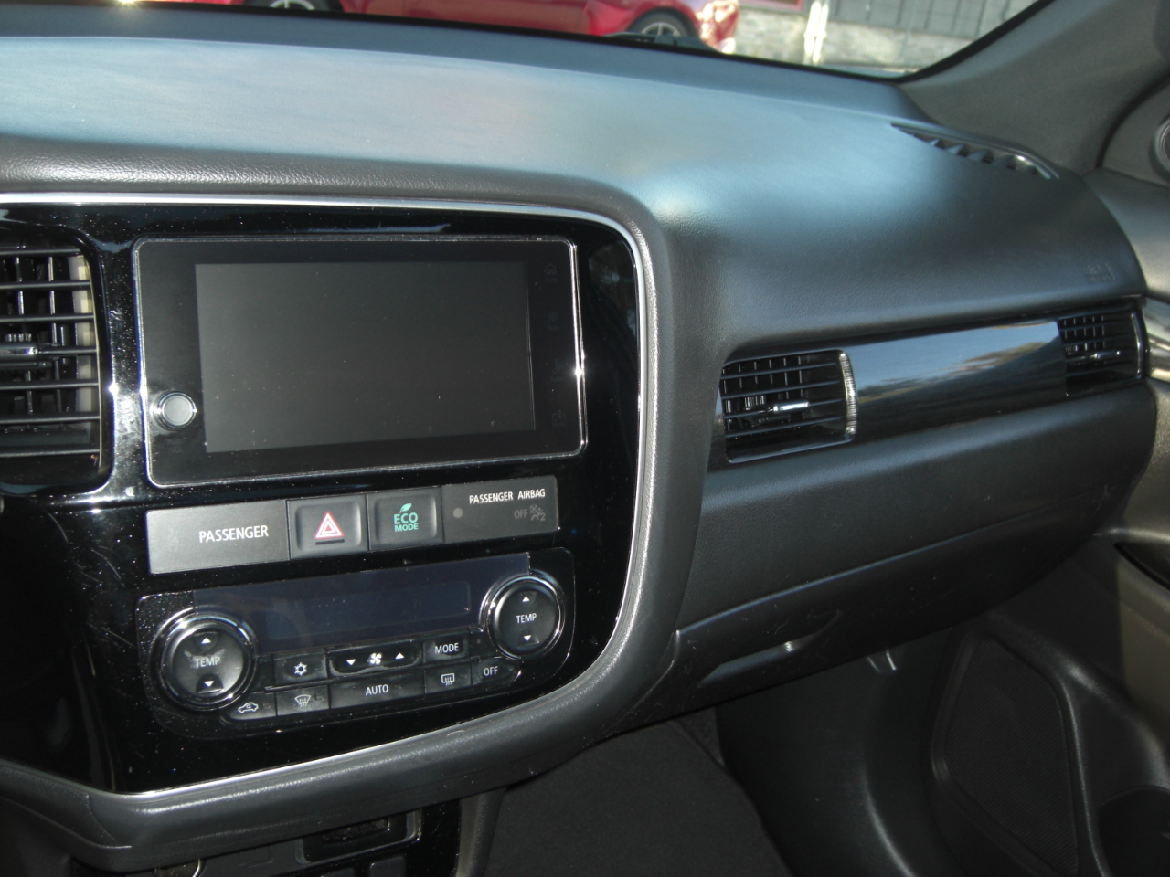 Mitsubishi Outlander LE FWD 2018