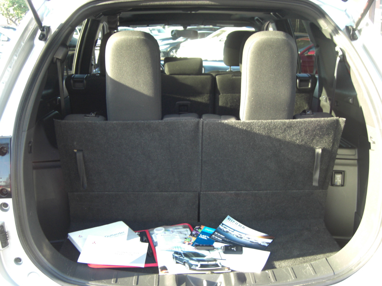 Mitsubishi Outlander LE FWD 2018