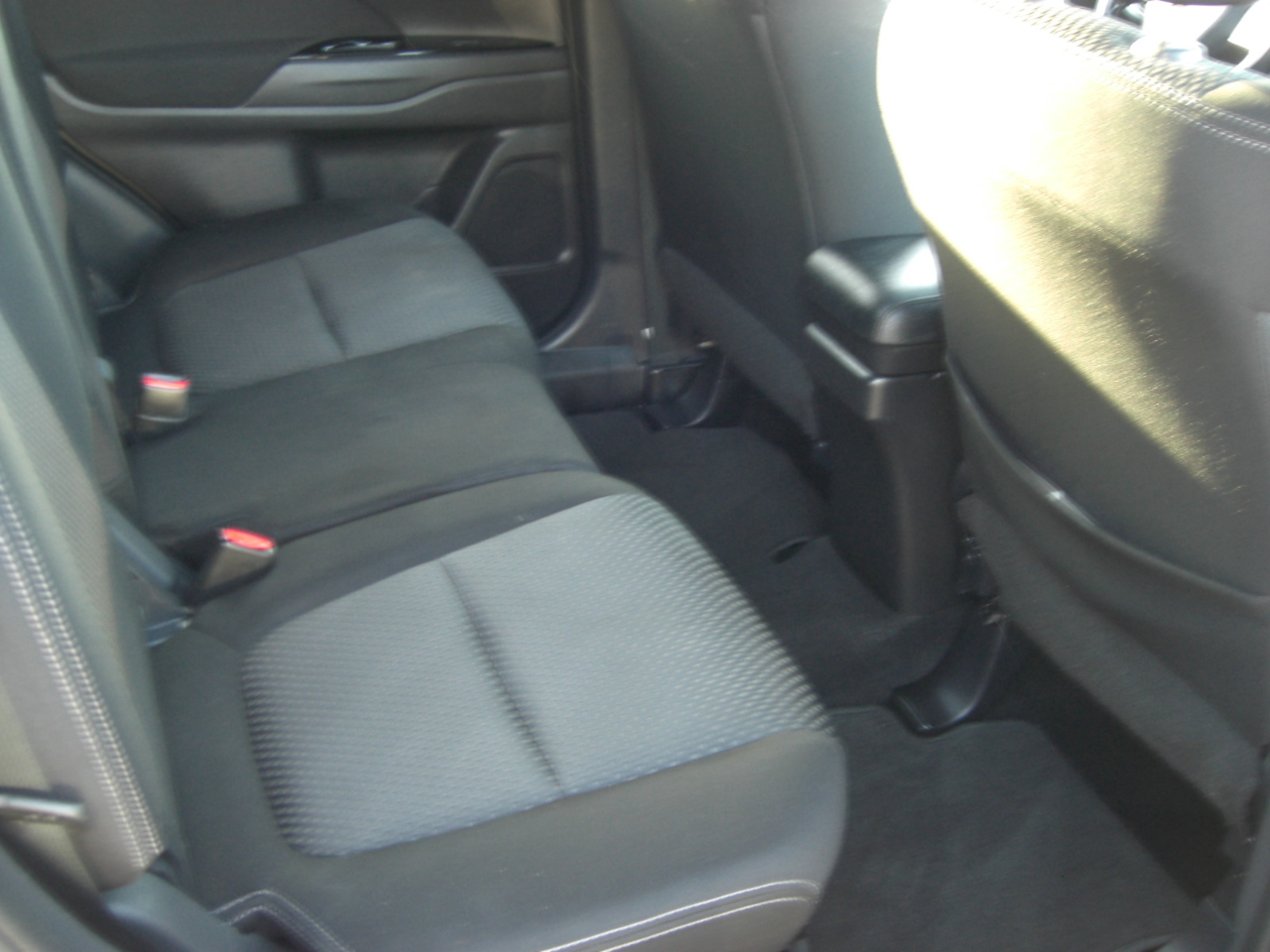 Mitsubishi Outlander LE FWD 2018